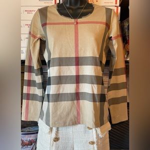 BURBERRY STRETCHABLE TOP